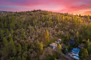 330 E Fir St, Jacksonville, OR 97530 - Photo 52