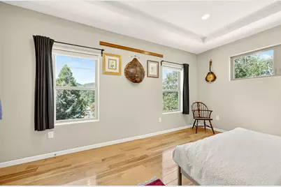 330 E Fir Street, Jacksonville, OR 97530 - Photo 20