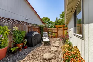 1783 SE Brookhurst Way, Grants Pass, OR 97527 - Photo 22
