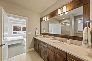 20889 SE Humber Ln, Bend, OR 97702 - Photo 28