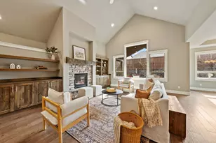 20889 SE Humber Ln, Bend, OR 97702 - Photo 4