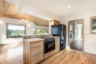 19666 Sunshine Way, Bend, OR 97702 - Photo 8