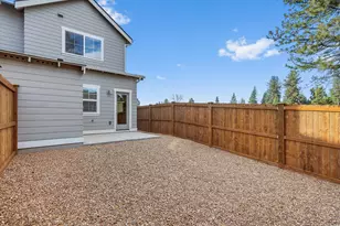 63290 N W Ski Ln, Bend, OR 97703 - Photo 24