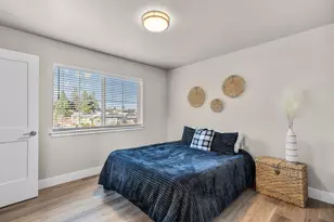 63290 N W Ski Ln, Bend, OR 97703 - Photo 4