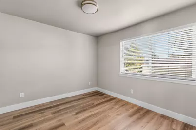 63290 NW Ski Lane, Bend, OR 97703 - Photo 18