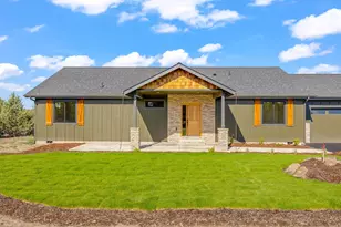 6822 Southeast Madison Ave, Prineville, OR 97754 - Photo 2