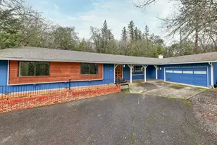 498 Palomino Dr, Grants Pass, OR 97526 - Photo 1