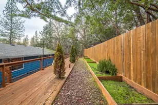 498 Palomino Dr, Grants Pass, OR 97526 - Photo 42