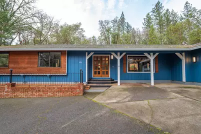 498 Palomino Drive, Grants Pass, OR 97526 - Photo 2