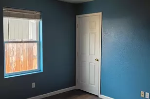 5594 Kellal Ln, Klamath Falls, OR 97603 - Photo 10