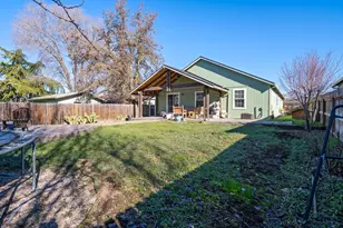 2727 Connell Ave, Medford, OR 97501 - Photo 16