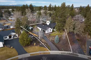 20246 Gaines Ct, Bend, OR 97702 - Photo 2