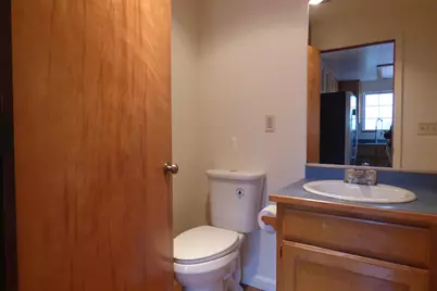 210 W Main Street, Rogue River, OR 97537 - Photo 28
