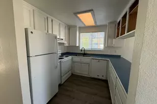 210 W Main St, Rogue River, OR 97537 - Photo 4