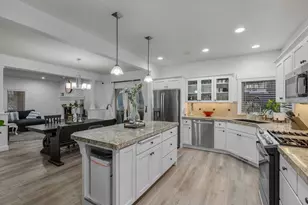 2398 NW Lemhi Pass Dr, Bend, OR 97703 - Photo 10