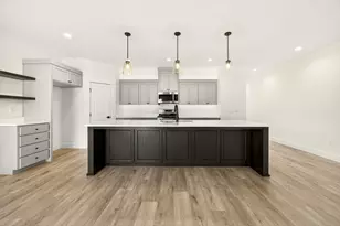 3723 Ford Dr, Medford, OR 97504 - Photo 22