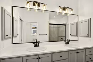 3723 Ford Dr, Medford, OR 97504 - Photo 40