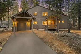 57532 Tamarack Ln, Sunriver, OR 97707 - Photo 1