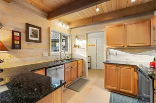 57532 Tamarack Ln, Sunriver, OR 97707 - Photo 6