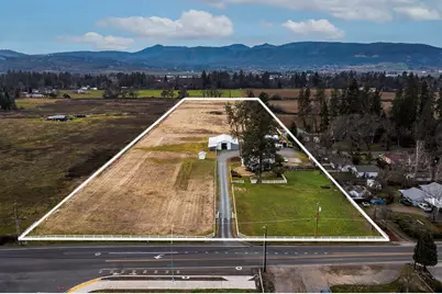 408 Oak Grove Road, Medford, OR 97501 - Photo 40