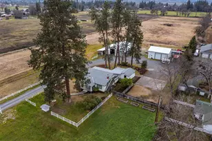 408 Oak Grove Rd, Medford, OR 97501 - Photo 42