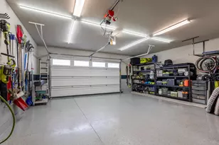 20811 Beaumont Dr, Bend, OR 97701 - Photo 22