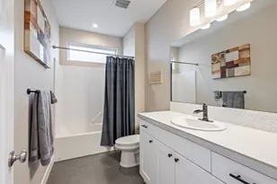 20811 Beaumont Dr, Bend, OR 97701 - Photo 18