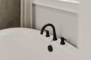 60836 SW Headwaters Loop, Bend, OR 97702 - Photo 32