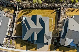 60836 SW Headwaters Loop, Bend, OR 97702 - Photo 68