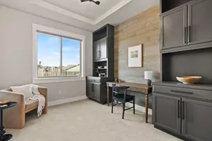 60836 SW Headwaters Loop, Bend, OR 97702 - Photo 38