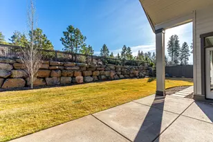 60836 SW Headwaters Loop, Bend, OR 97702 - Photo 60