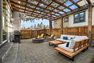 2195 NW Lemhi Pass Dr, Bend, OR 97703 - Photo 30