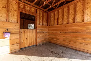 18025 2nd Ave, Bend, OR 97703 - Photo 40