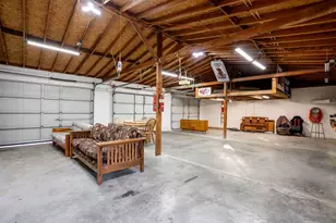 18025 2nd Ave, Bend, OR 97703 - Photo 32