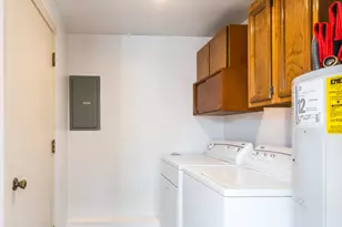 708 NW Greenwood, Redmond, OR 97756 - Photo 12