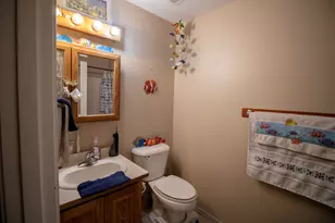 157 N Junction Ave, Cave Junction, OR 97523 - Photo 24