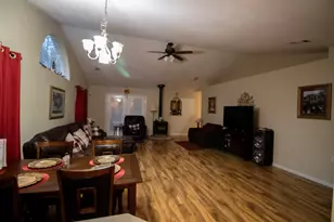 157 N Junction Ave, Cave Junction, OR 97523 - Photo 14