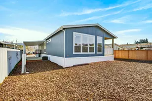 4729 S Pacific Hwy, Phoenix, OR 97535 - Photo 30