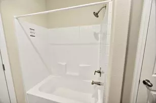 4729 S Pacific Hwy, Phoenix, OR 97535 - Photo 18