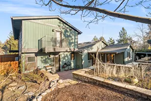 2917 NE Purcell Blvd, Bend, OR 97701 - Photo 42