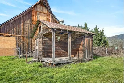 [Address not provided], Williams, OR 97544 - Photo 98