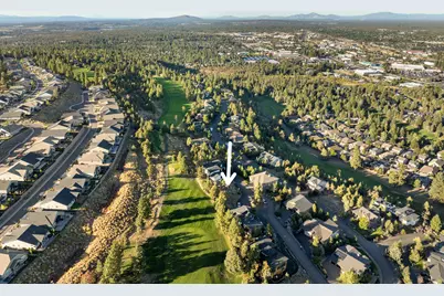 3385 NW Eighteenth Fairway Place, Bend, OR 97703 - Photo 10
