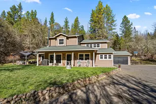 18781 E Evans Creek Rd, Rogue River, OR 97537 - Photo 2