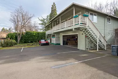 790 Park Street, Ashland, OR 97520 - Photo 2