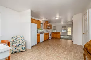 790 Park St, Ashland, OR 97520 - Photo 6