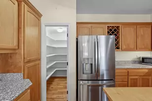 369 Meadow Dr, Ashland, OR 97520 - Photo 12