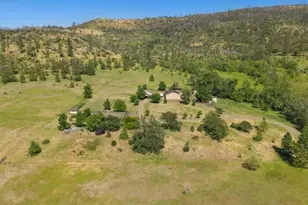 800 Hillandale Cir, Eagle Point, OR 97524 - Photo 18
