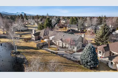 2365 NE Lakeridge Drive, Bend, OR 97701 - Photo 34