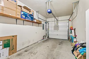 7833 Phaedra Ln, White City, OR 97503 - Photo 16