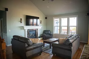 3995 SW Salmon Ave, Redmond, OR 97756 - Photo 8